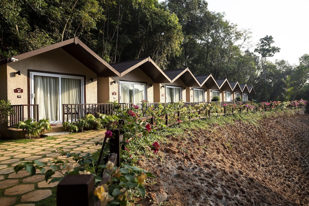 Stone Wood Premier, Gokarna