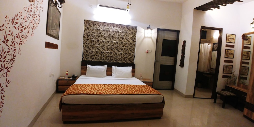 Tathastu Pench - Luxury Wildlife Resort