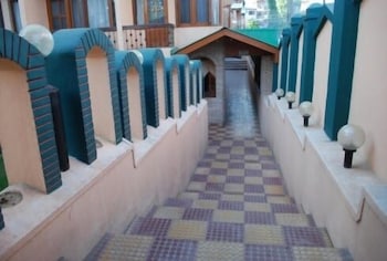  Hotel Relax Inn