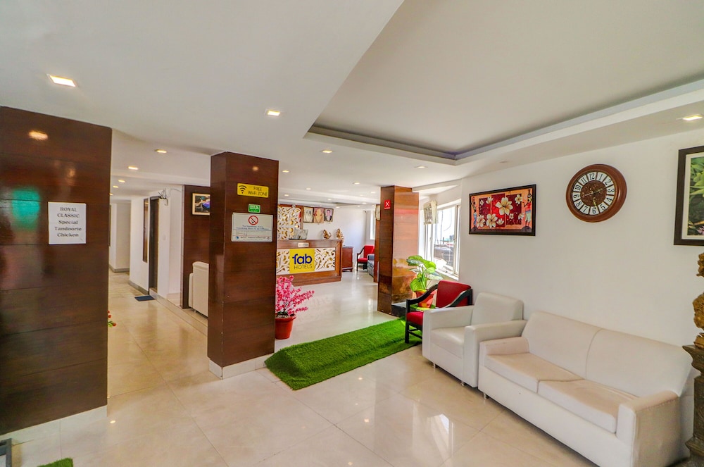 FabHotel Sikka Royal Classic, Mall Road