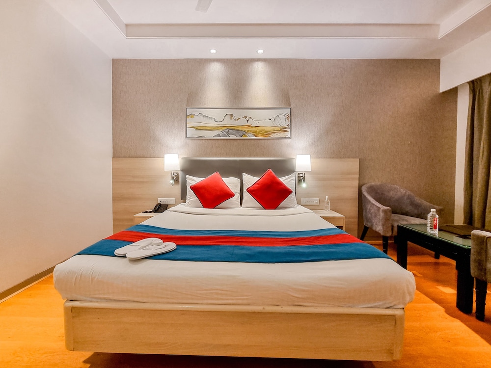 Freesia By Express Inn Boisar