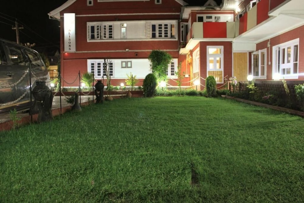 Walisons Hotel