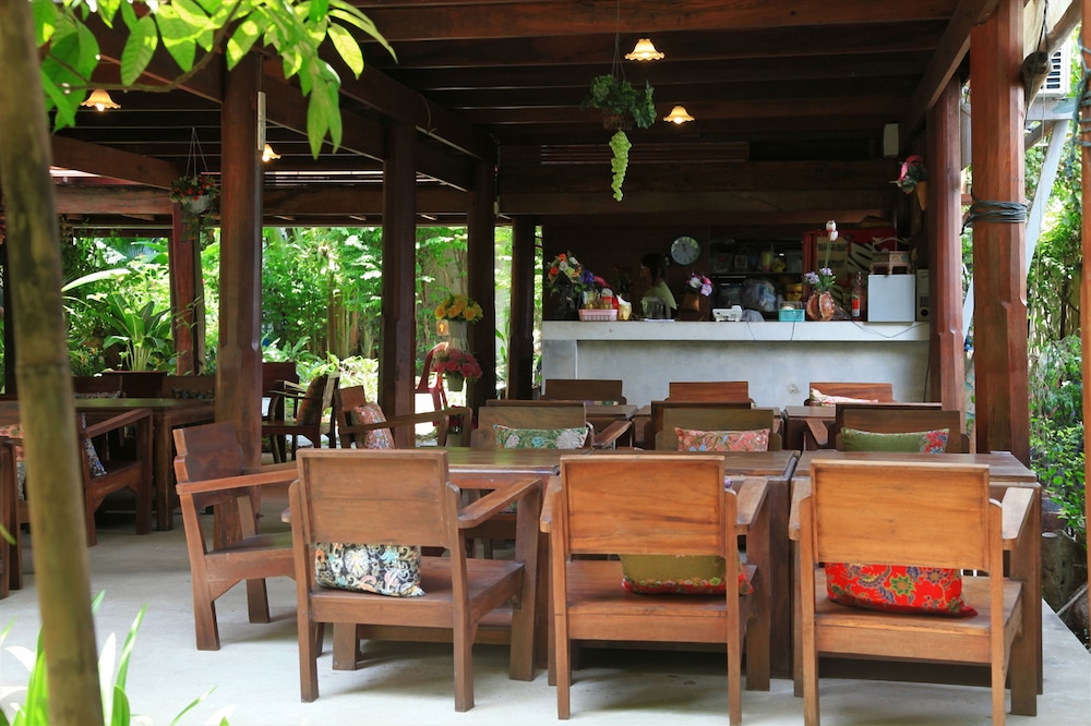 Ruen Pruksa Boutique Resort