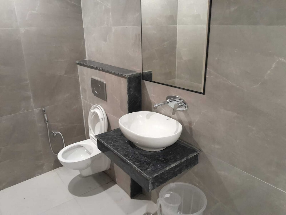 Hotel Shiv Inn By T And M Hotels