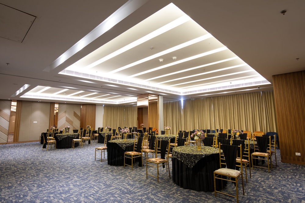 Hometel Alambagh Lucknow, A Sarovar Hotel