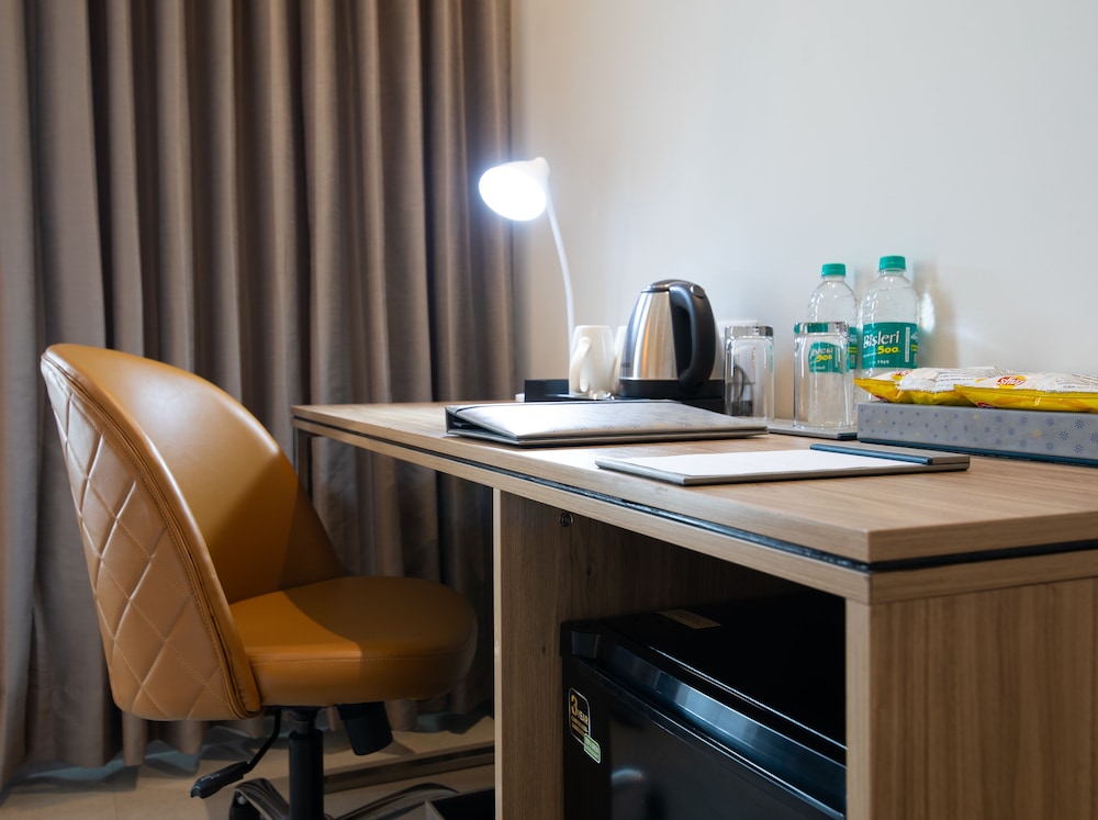 Hometel Alambagh Lucknow, A Sarovar Hotel