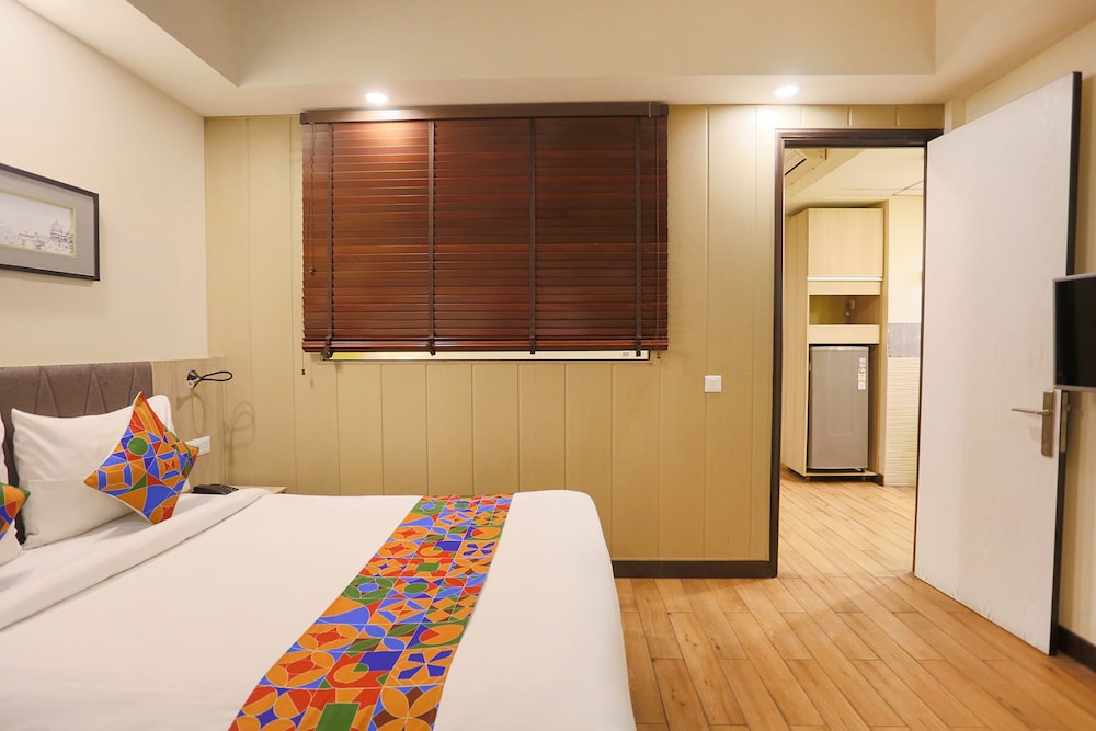 FabHotel Sapphire 83