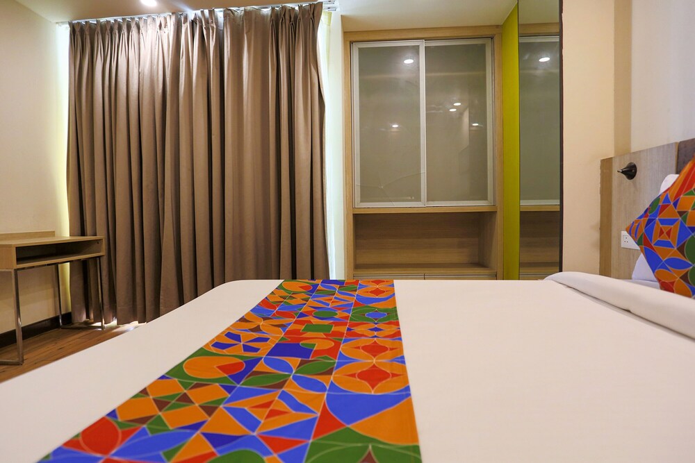 FabHotel Sapphire 83