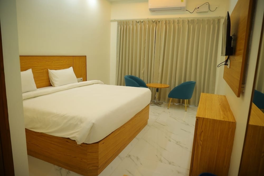 Hotel Shri Radha Orchid, Barsana