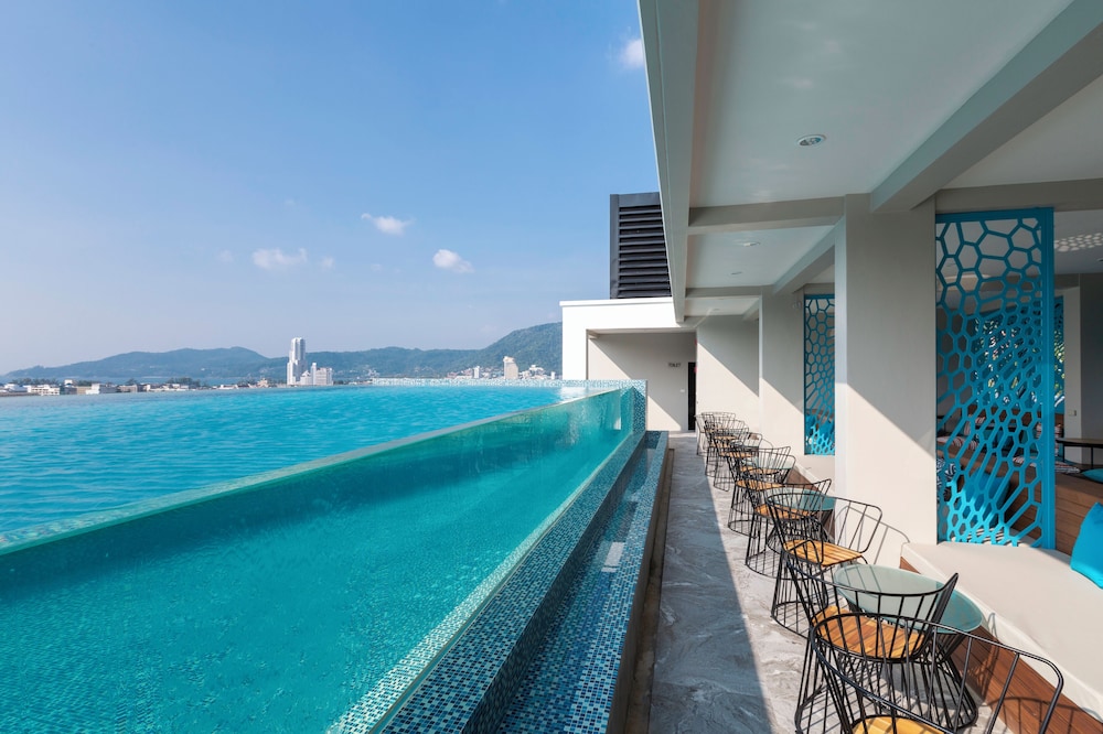Kana Triple L Hotel