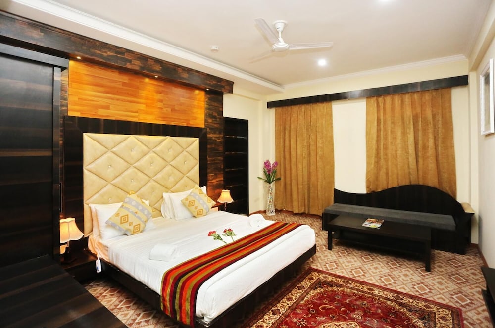 Asian Park Hotel
