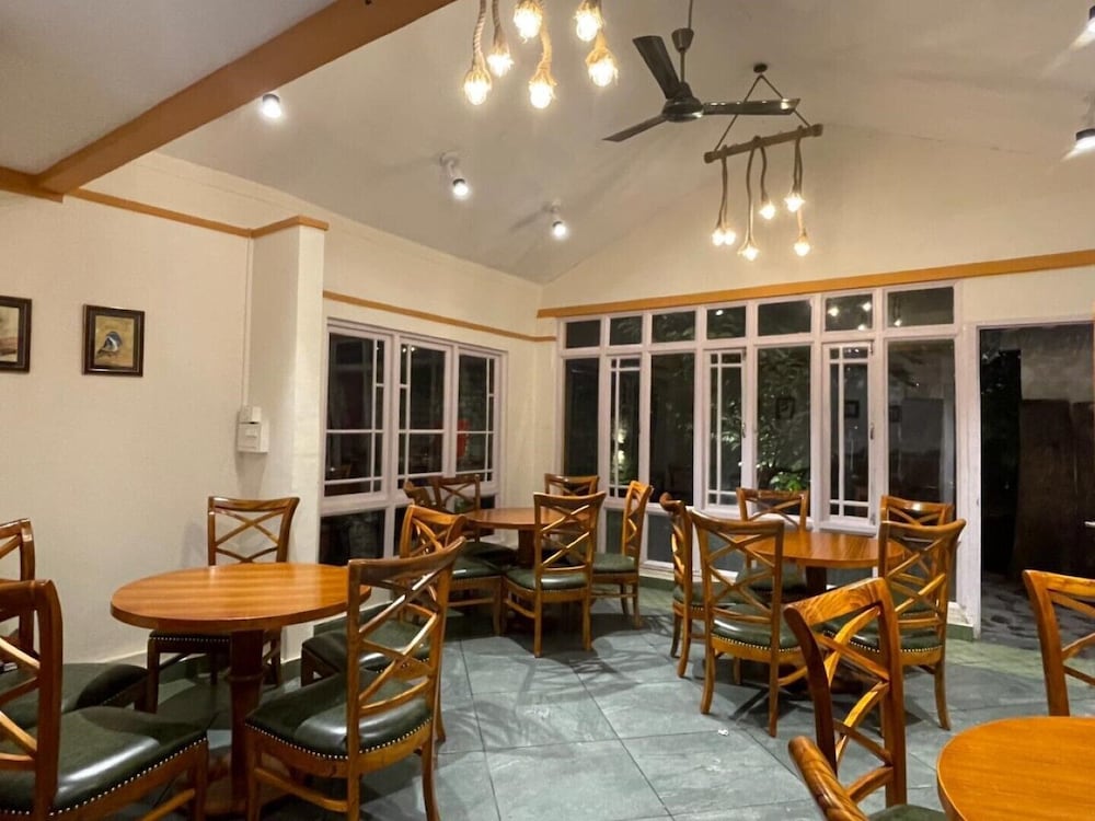 Summit Bougainvillea Tea Resort