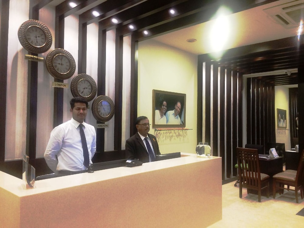 Dr Rajkumar International Hotel