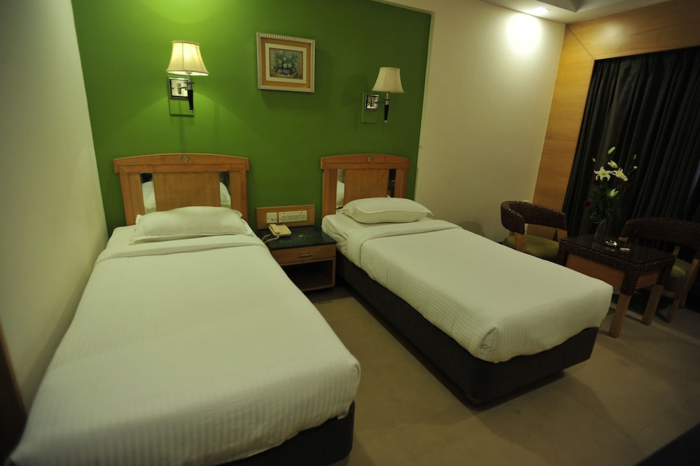 Dr Rajkumar International Hotel