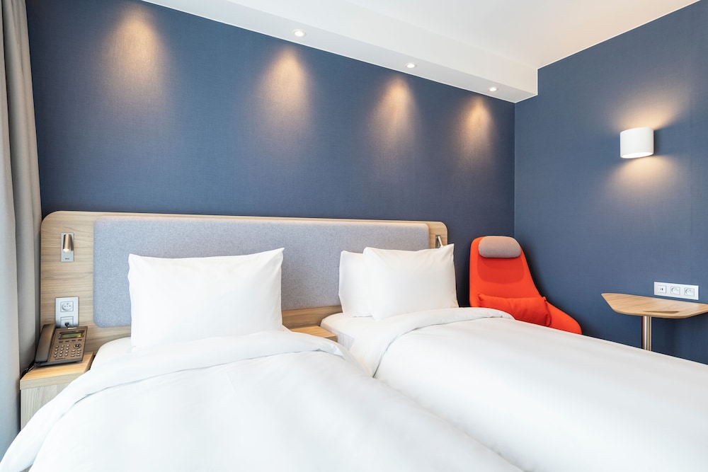 Holiday Inn Express Antwerp - City Centre By IHG