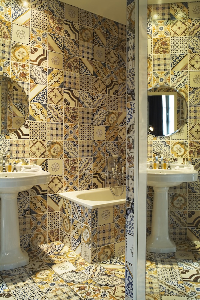 Hôtel du Petit Moulin, Haute Couture hotel by Lacroix