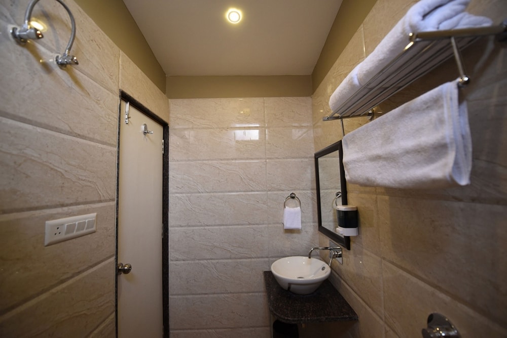 I-Stay Hotels, Raipur Junction