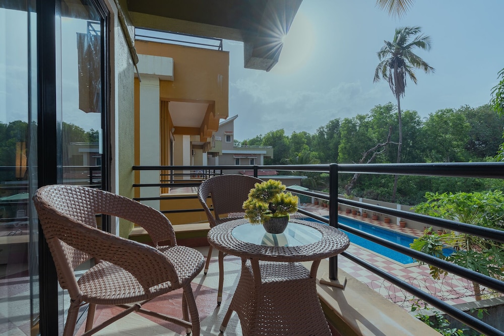 Treehouse Blue Hotel & Villas