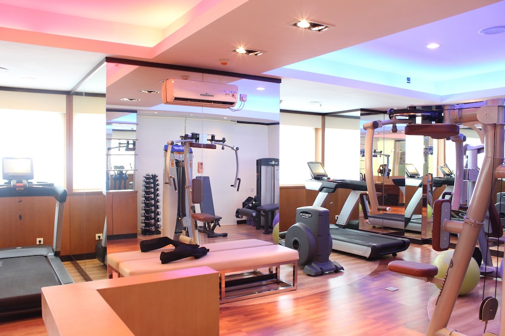 Aston Pluit Hotel & Residence