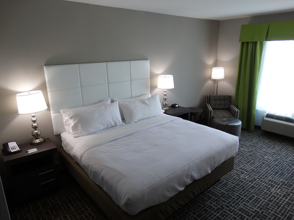 Holiday Inn Covington by IHG