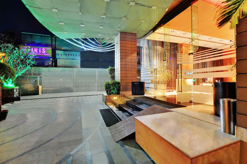 Iris The Business Hotel & Spa