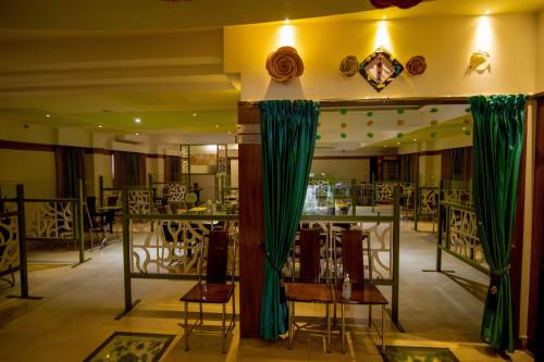 Kohinoor Hotels