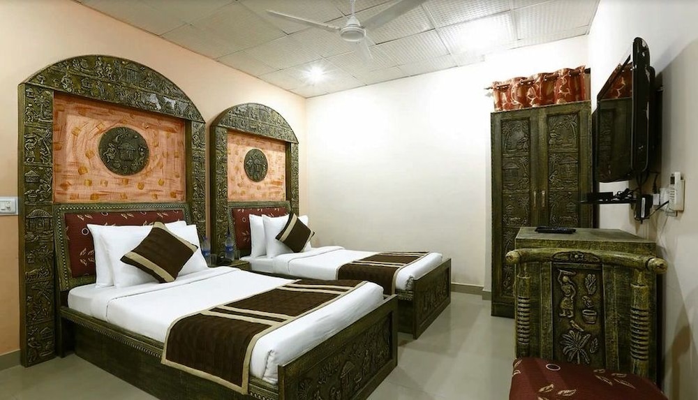 Hotel Green Lotus