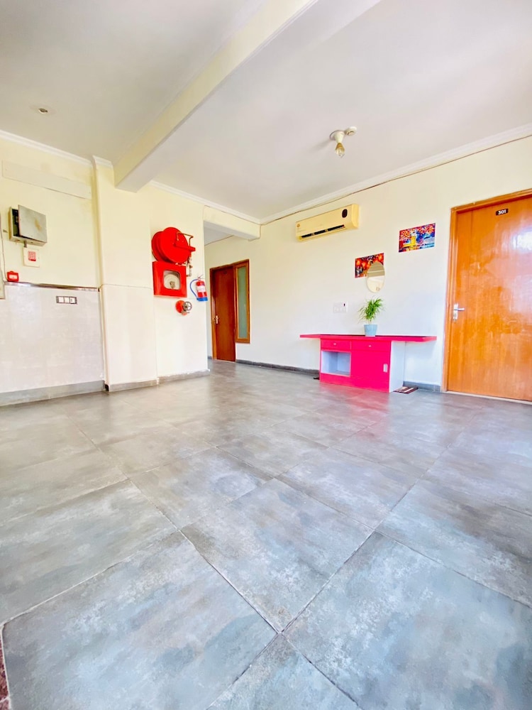 Radient Casa Hotel