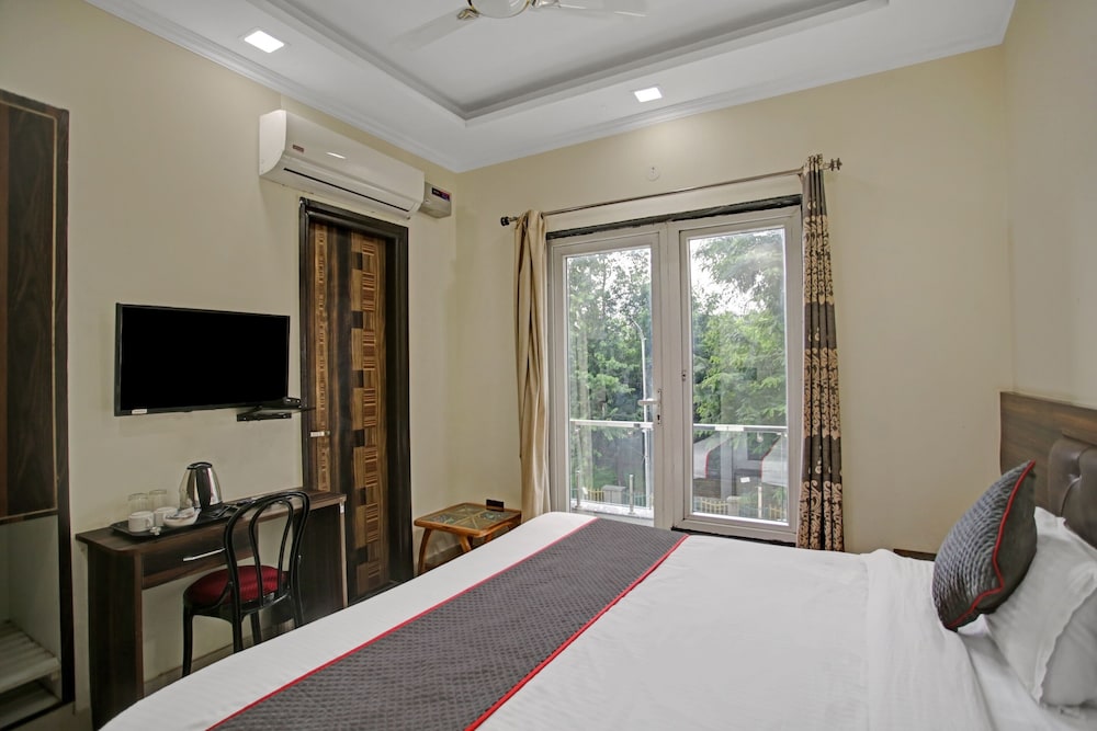 Radient Casa Hotel