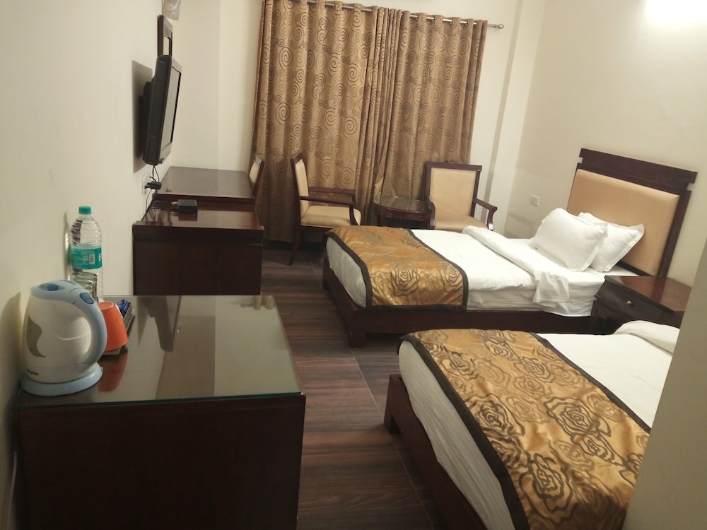 Radient Casa Hotel