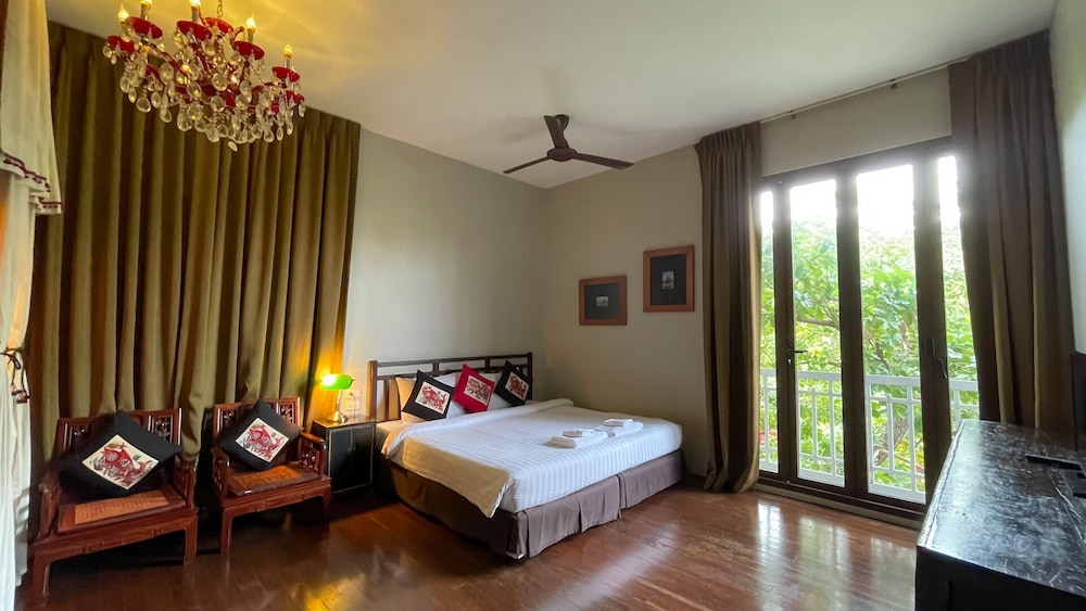 Villa Bangkok Formerly Villa Phra Sumen