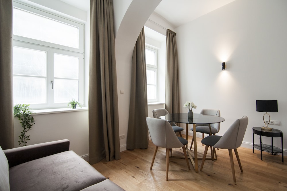 Sankt Elisabeth Superior Apartments