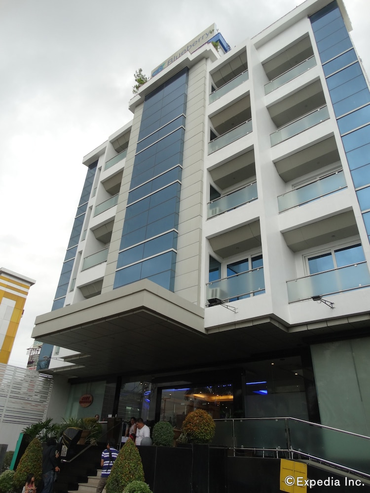 Blueberry Tourist Hotel