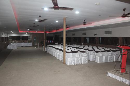 Avadh Hotel