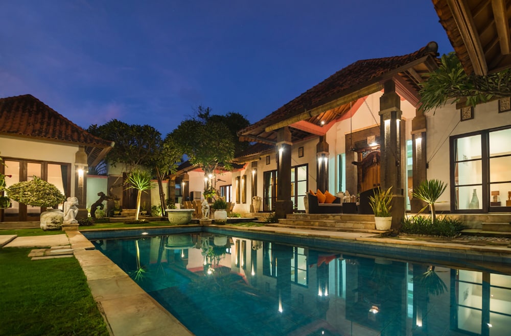 The Georgina Estate