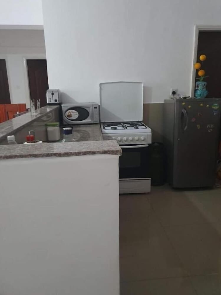 Lux Suites JKIA Airport Apartment