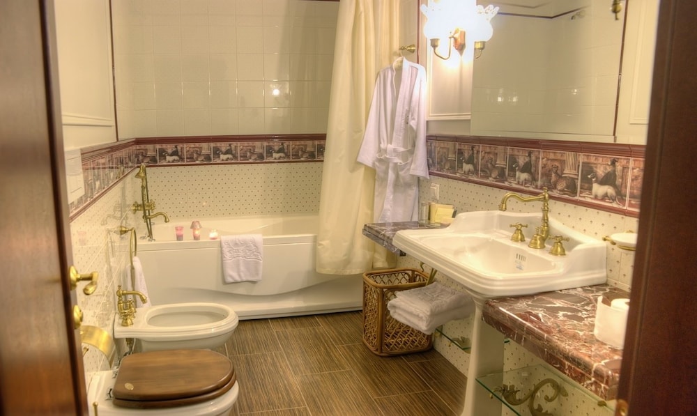 Frederic Koklen Boutique Hotel