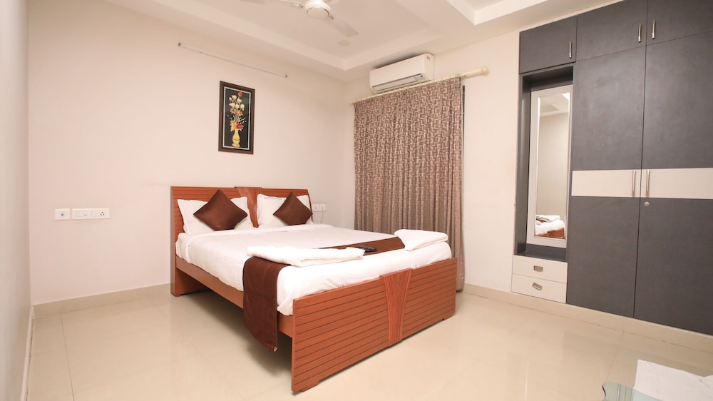 Rithikha Inn Porur