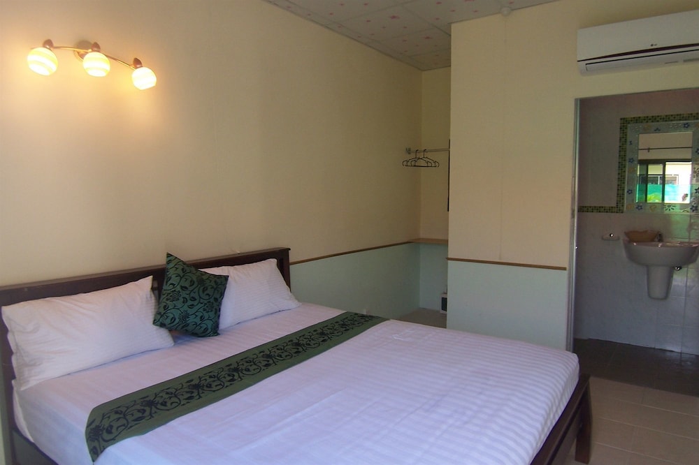 Airport Overnight Hotel