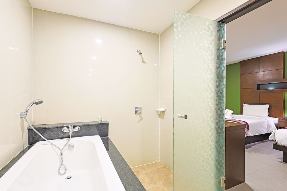 Gu Hotel Patong