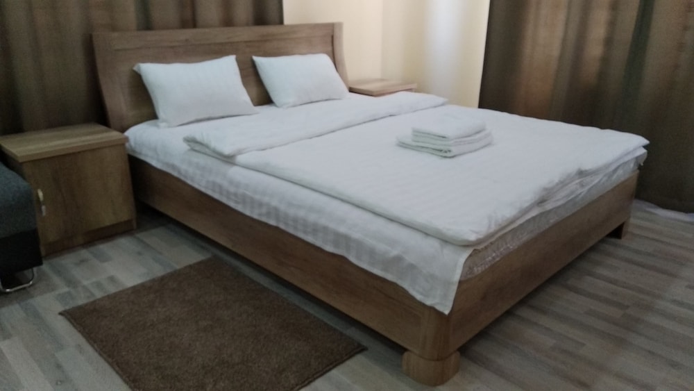 Chinor Garden Hotel Free Airport Pick up and Drop Off