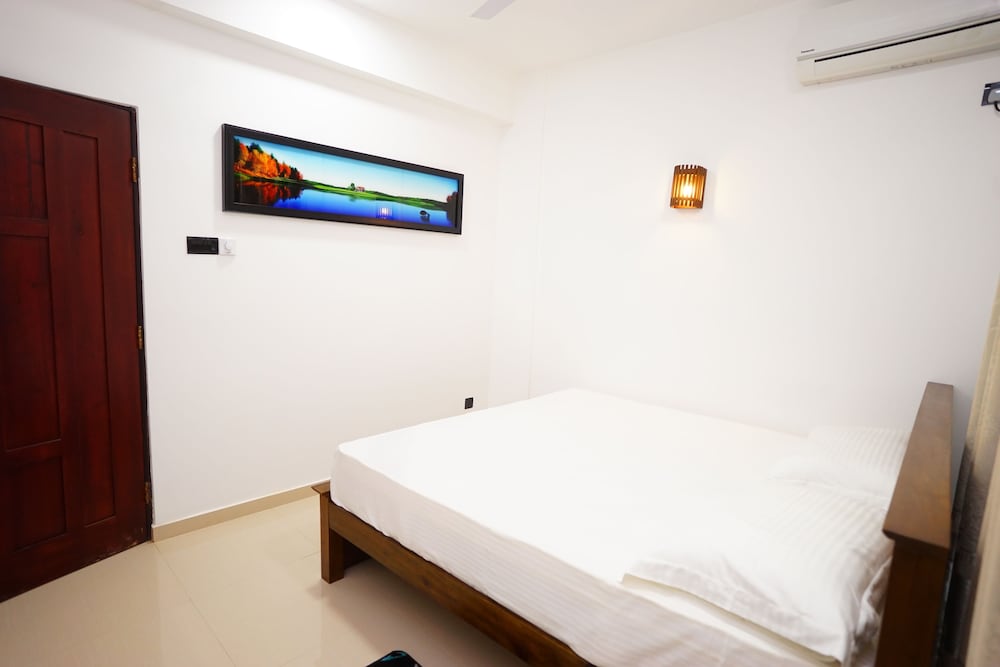 Amazing Alexandra Apartment