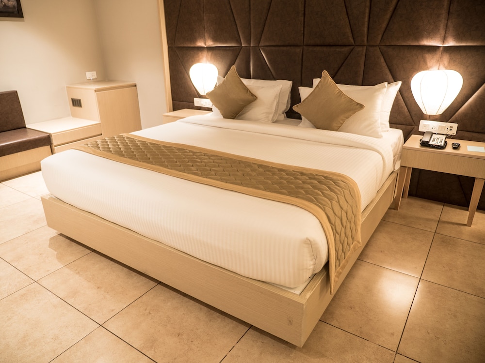 Cholaa Dynasty - A Bergamont Hotel,Kumbakonam