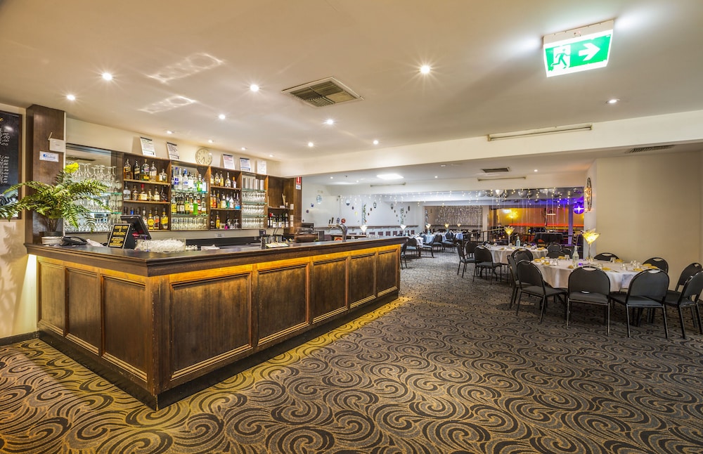 Nightcap at Sandown Park Hotel
