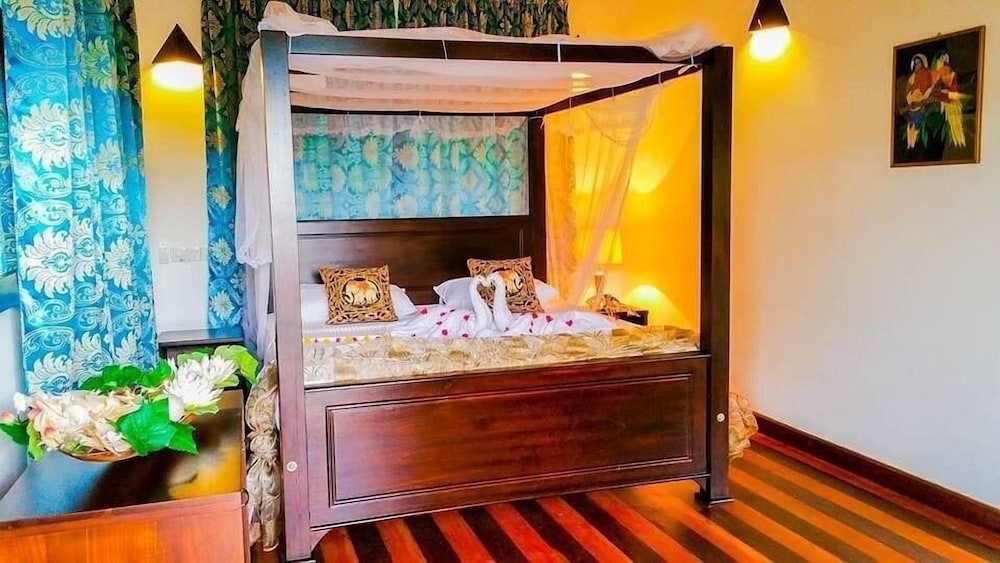 Mass Eco Cabana