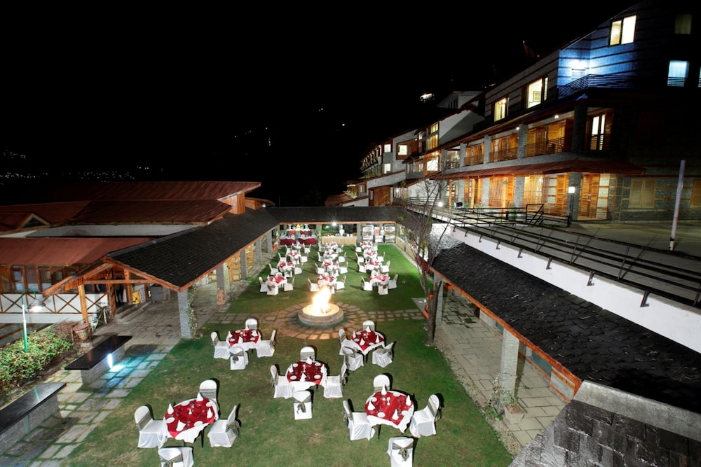 Manuallaya The Resort Spa in the Himalayas