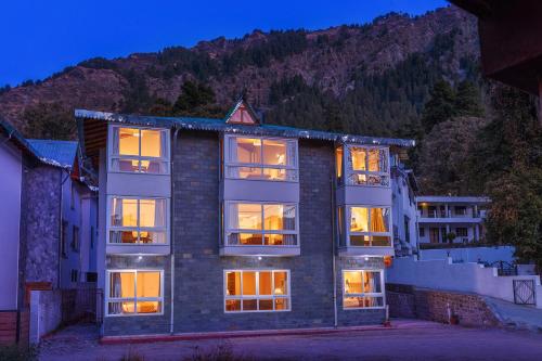 The Pinewood Nainital by Leisure Hotels