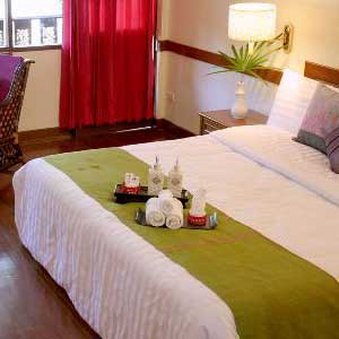 Ao Nang Seafront Thai Resort