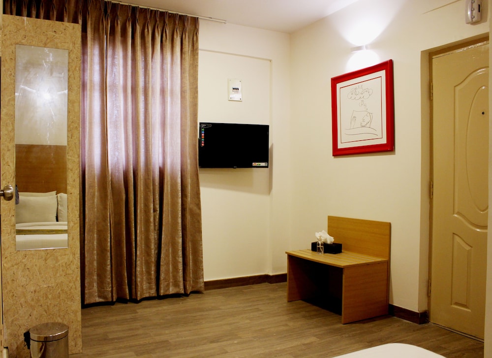 Jagadish Hotel Begur