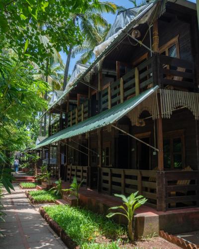 Lotus Feet Cottages, 100 meters odd from Morjim Beach